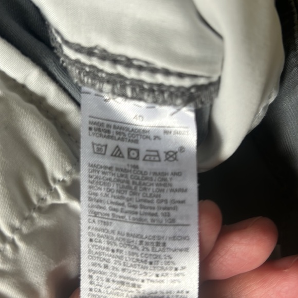 Men’s GAP shorts - Picture 4 of 5